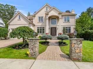 22 Scotney Rd, Newton, MA 02467