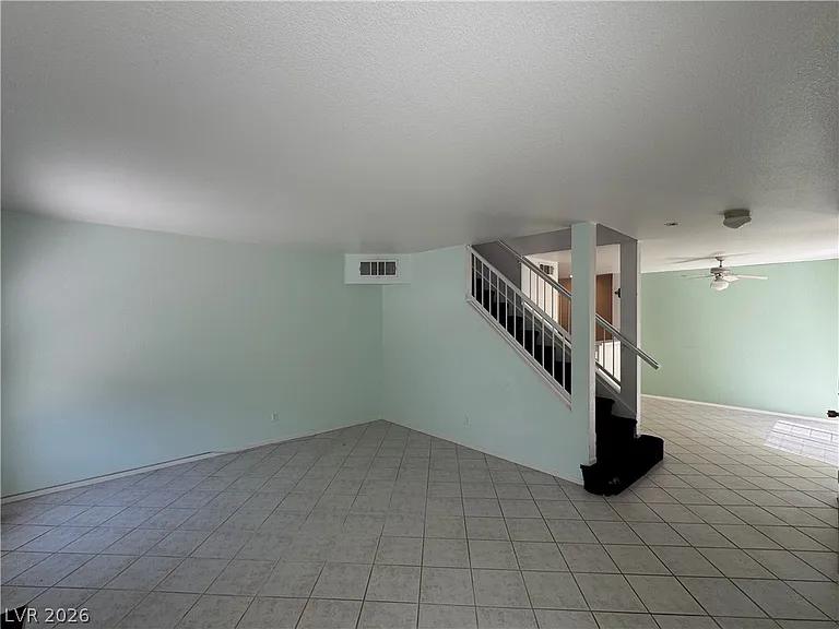 2604 Autumn Blaze Ave — Photo 5