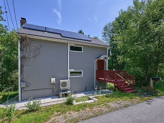3rd image of 189 Maple Ave