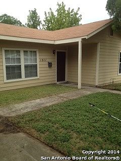 2nd image of 1511 Pasadena St