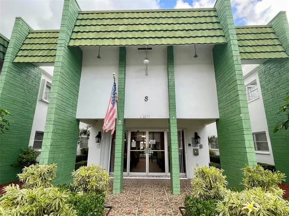 2271 NW 48th Terrace #111, Lauderhill, FL 33313