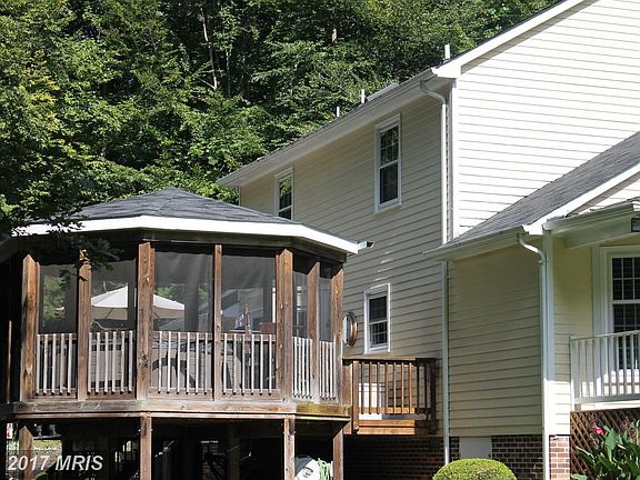 3rd image of 9007 Millwood Ct