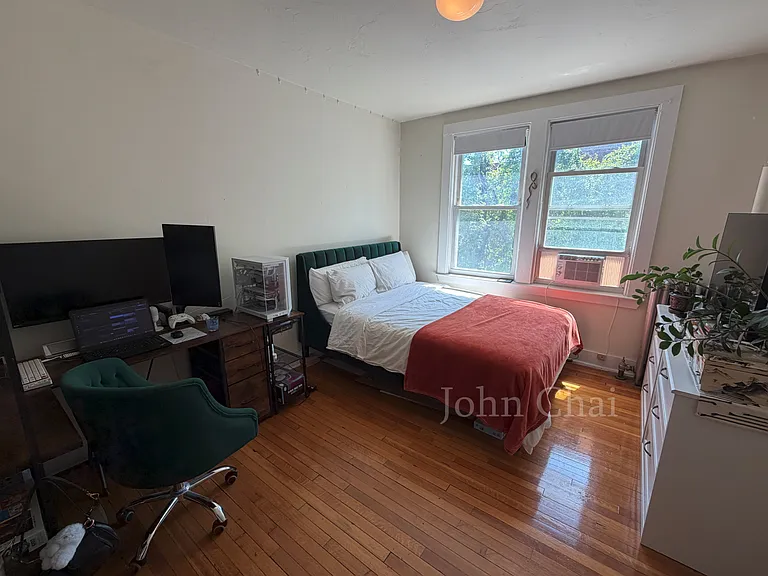 1634 Commonwealth Ave #10 — Photo 3