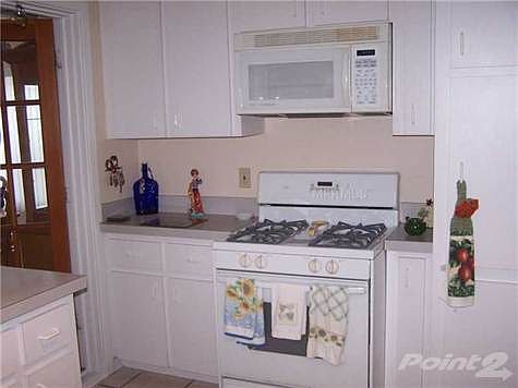 3rd image of 505 Edmund Ave