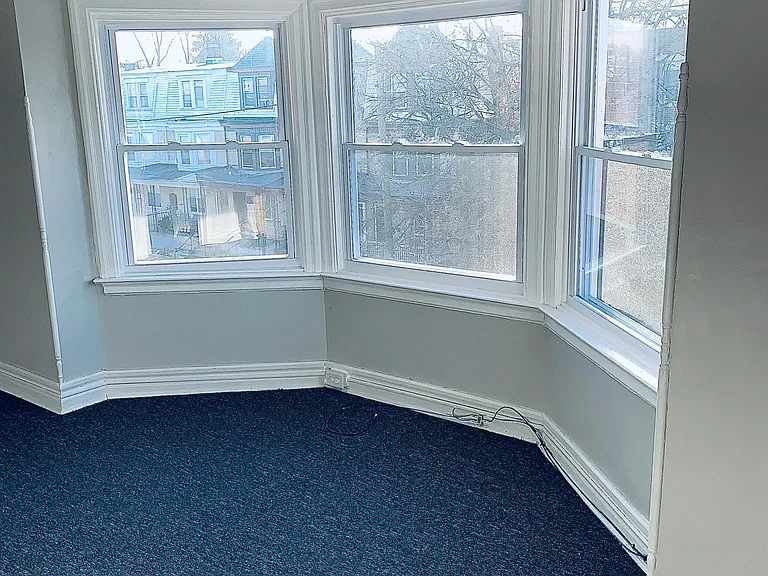 337 Chestnut St #3 — Photo 9