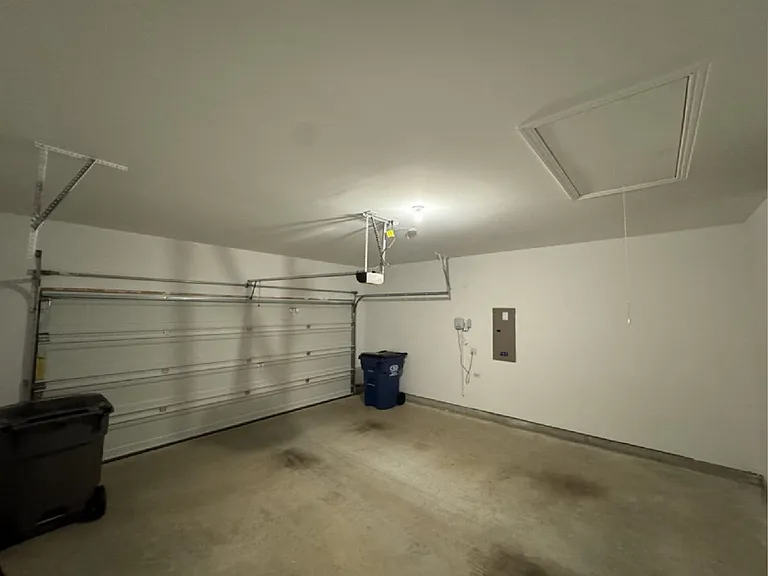 1105 Daffodil St — Photo 27