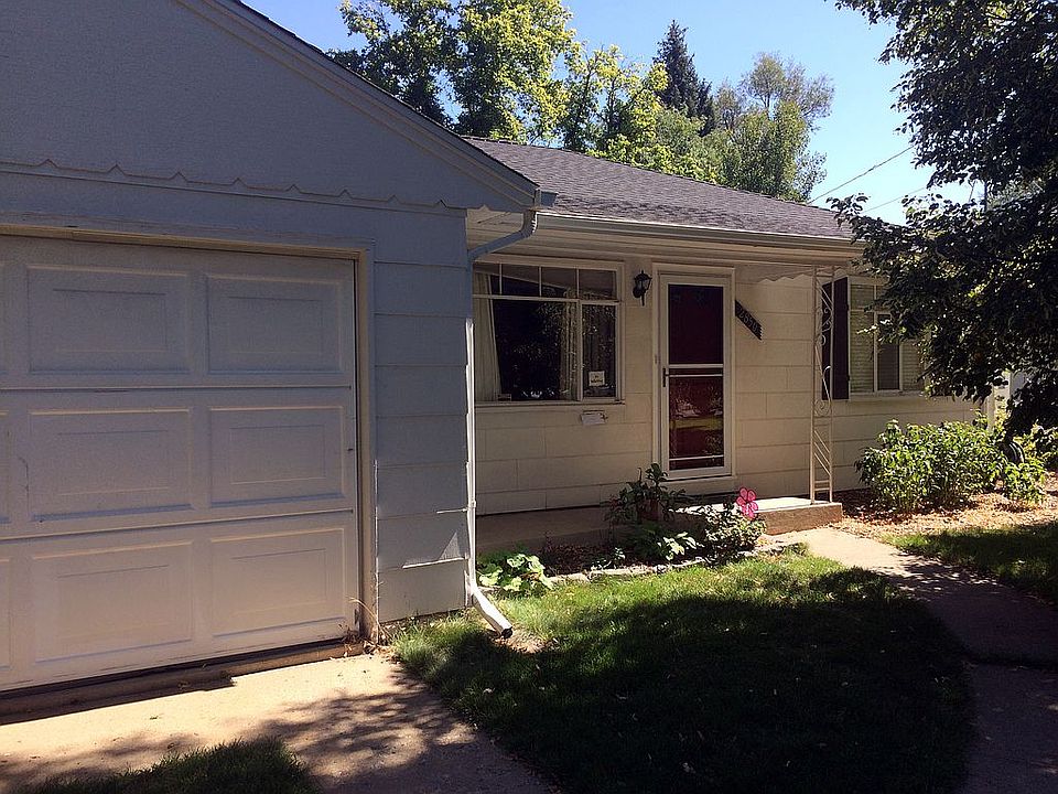 1st image of 2850 S Cook St