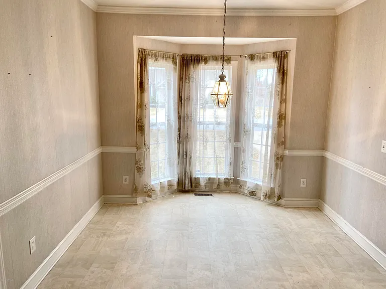 3719 Langston Blvd — Photo 6