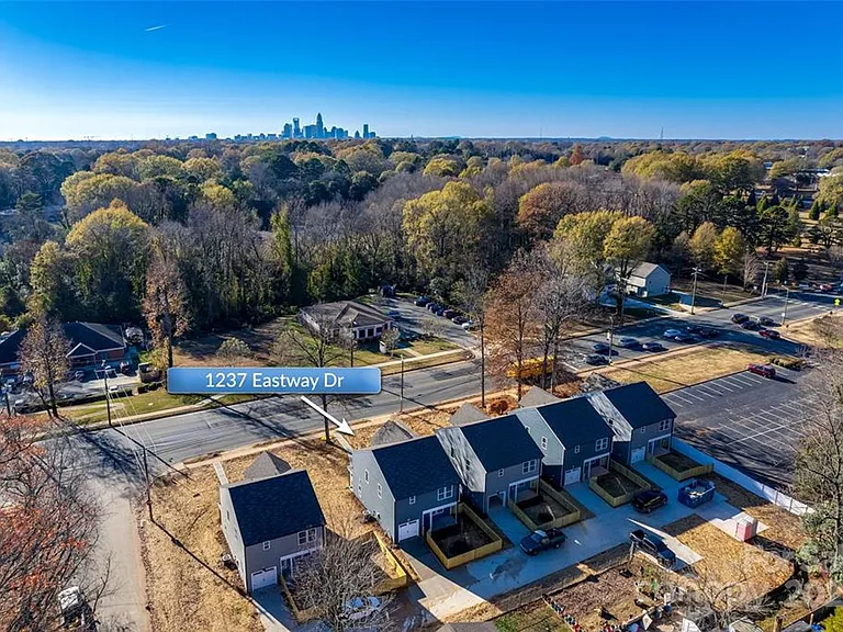 1237 Eastway Dr — Photo 40