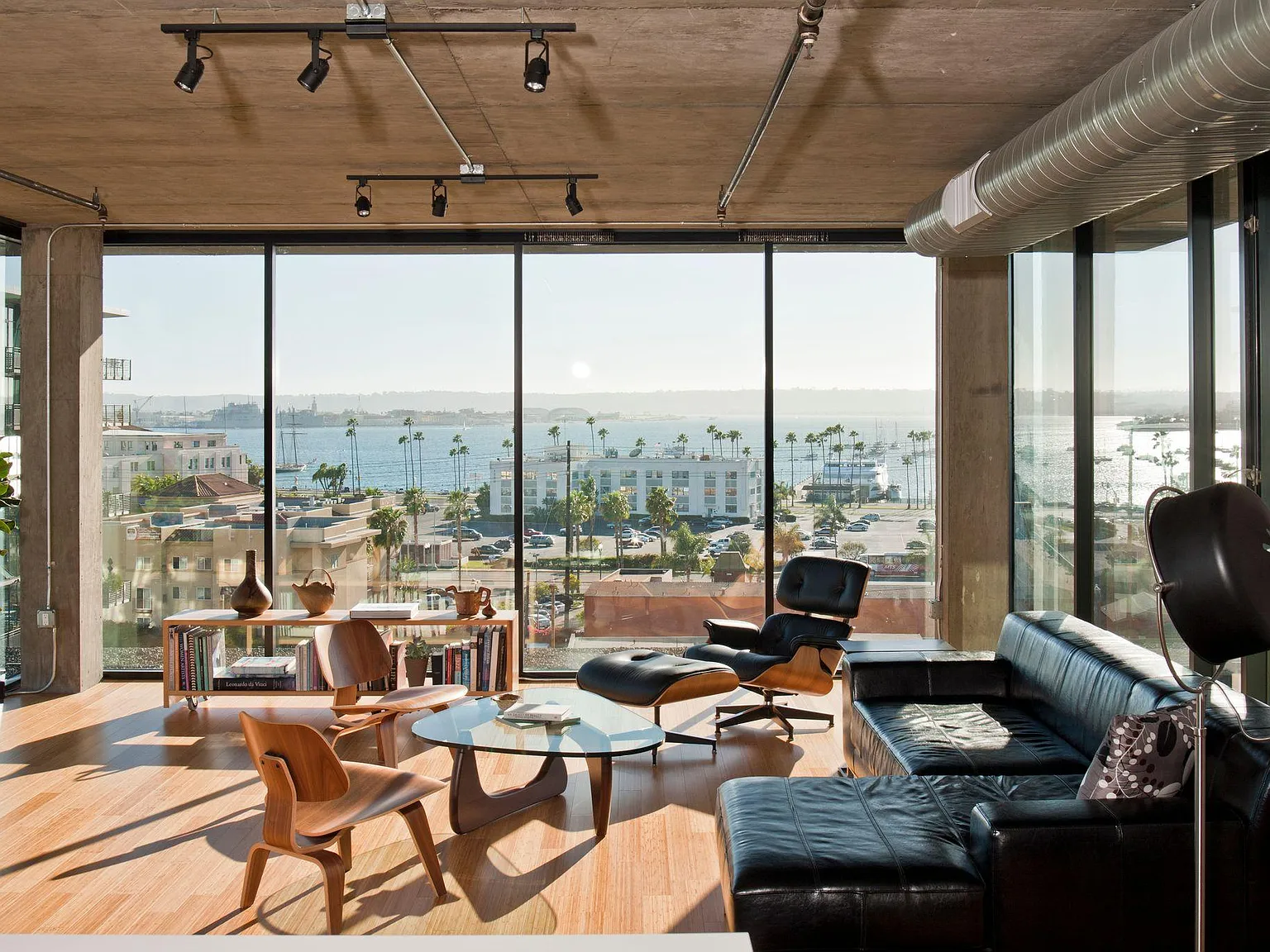 The Q Lofts — Photo 2