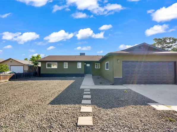 913 9th St, Turlock, CA 95380