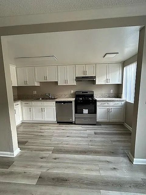 Spacious updated kitchen, new appliances.