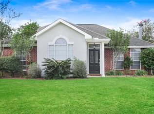 201 W Field Ct, Mandeville, LA 70471