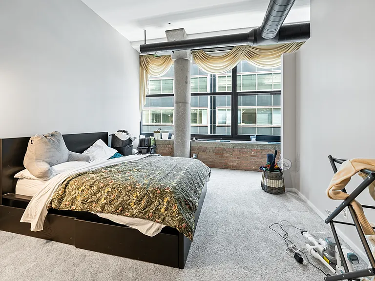 130 S Canal St #612 — Photo 9
