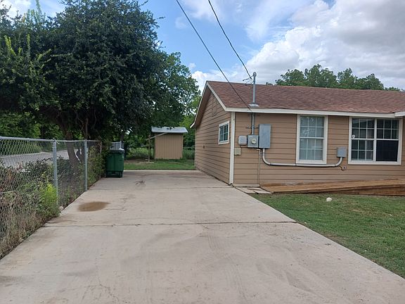 2nd image of 1039 Cantrell Dr