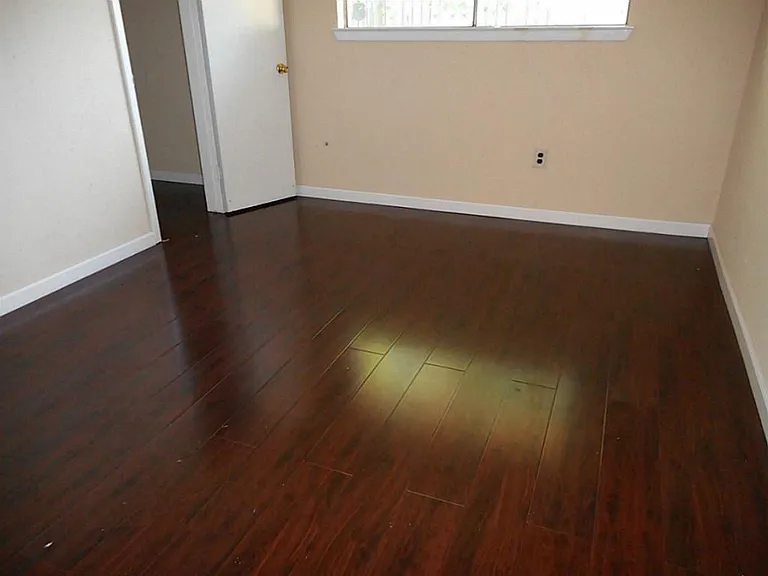 11226 Concho St — Photo 13