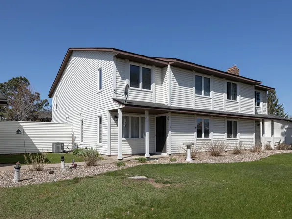 9272 Indian Blvd S, Cottage Grove, MN 55016