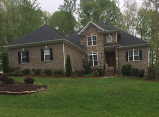 205 Hash Ln, Summerfield, NC 27358