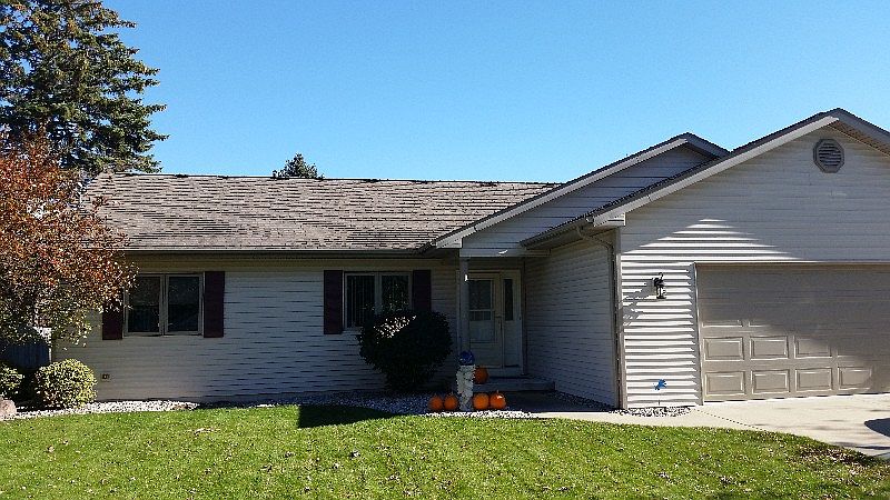 1st image of 309 Burgess St