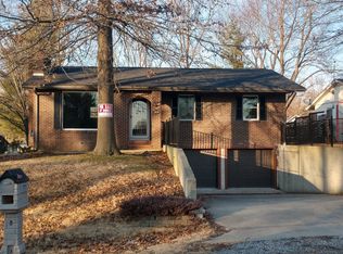 2076 Jolly Roger Dr, Edwardsville, IL 62025