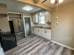 5063 Thomas St, Maple Heights, OH 44137