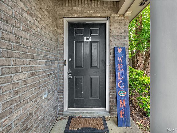 2nd image of 1309 Cameron Ct