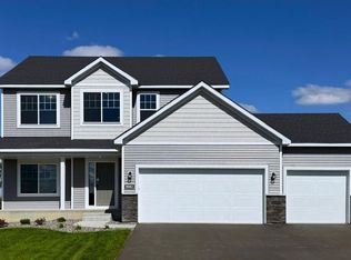 9662 32nd St NE, Saint Michael, MN 55376