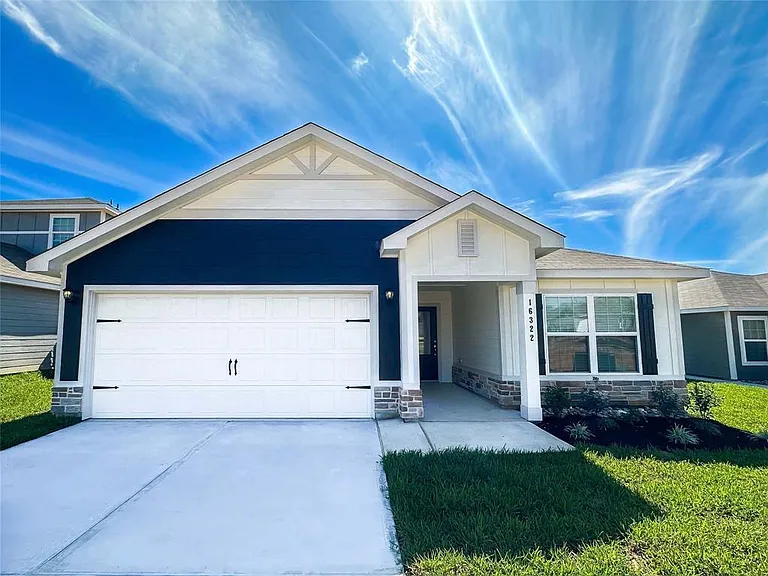 16322 Sweet Grove Dr — Photo 1