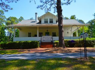 1605 E Indiana Ave, Southern Pines, NC 28387