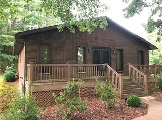 114 McCormick Rd, Washington, WV 26181