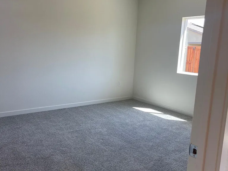 1785 Orchid Ave — Photo 9