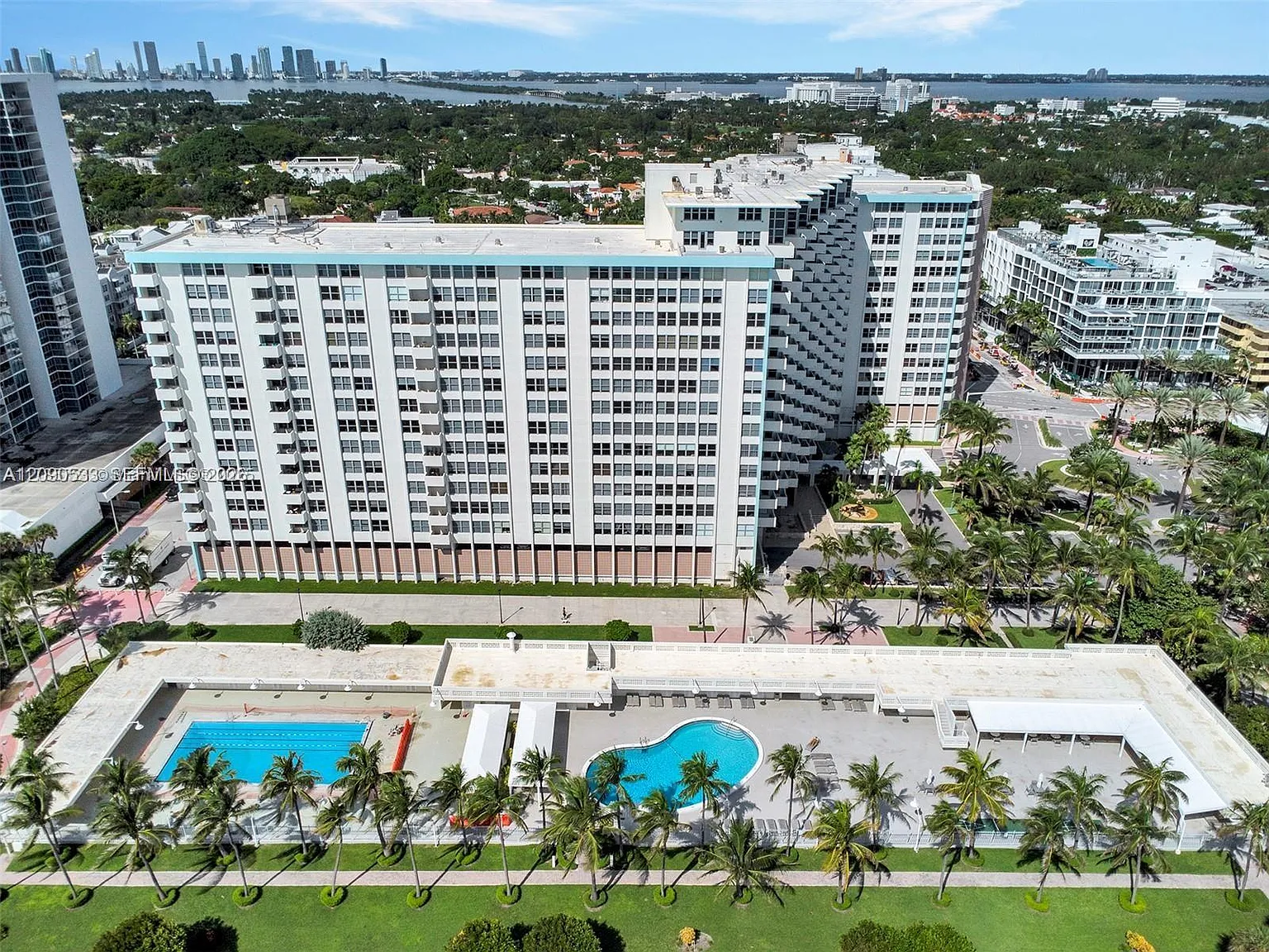 Triton Tower Condo — Photo 1