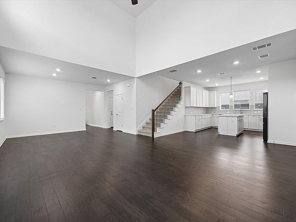 5th image of 6407 Rounded Pebble Ln