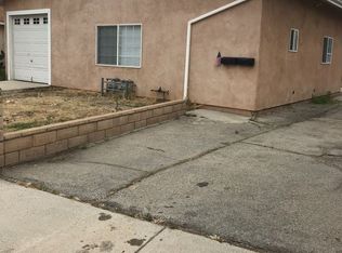7425 Clybourn Ave, Sun Valley, CA 91352