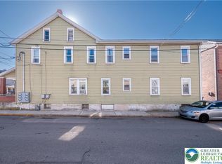 1690 Newport Ave, Northampton, PA