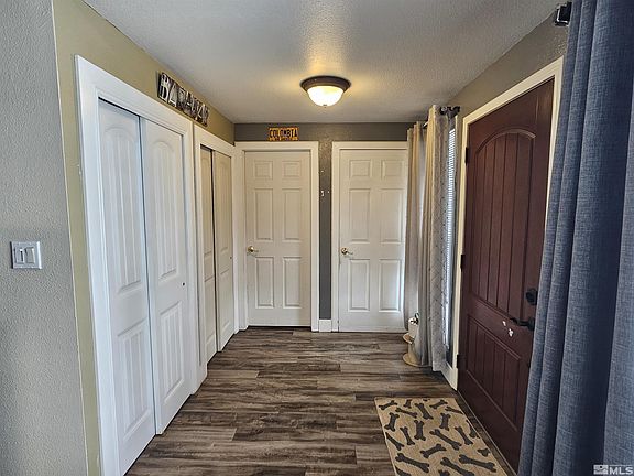 4th image of 864 Glen Meadow Dr