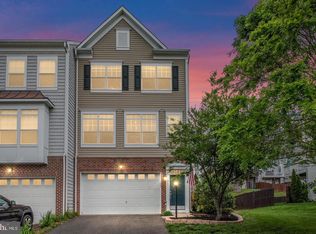 81 Hunting Creek Ln, Stafford, VA 22556
