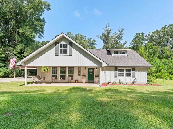 10765 Fire Tower Rd, Saint Francisville, LA 70775