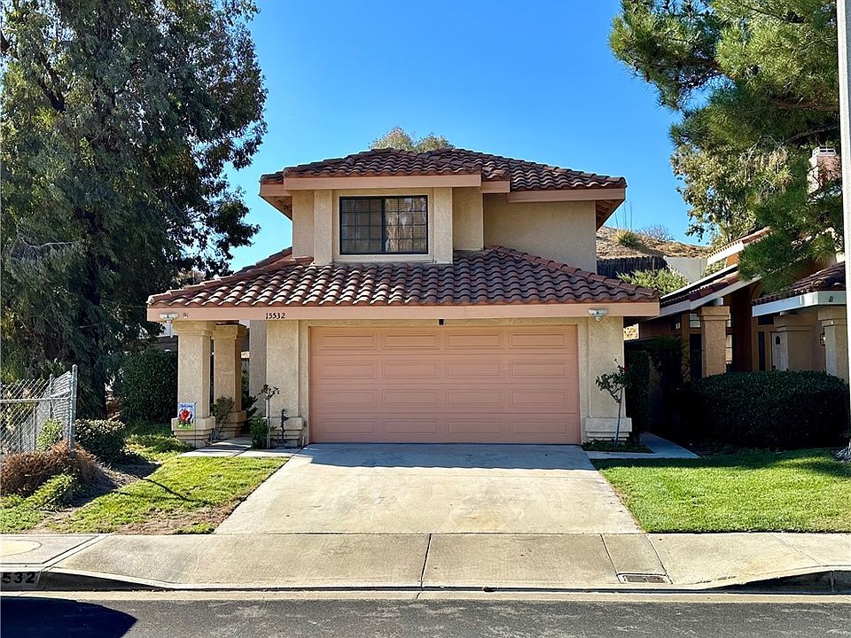 1st image of 15532 Carrousel Dr