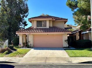 15532 Carrousel Dr, Santa Clarita, CA 91387