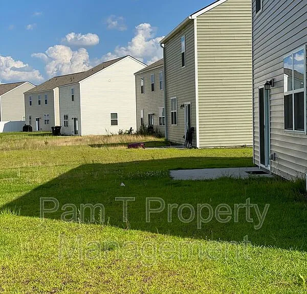 124 Troupe Dr — Photo 8