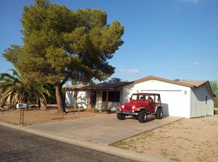 509 S Copper Dr, Apache Junction, AZ 85120