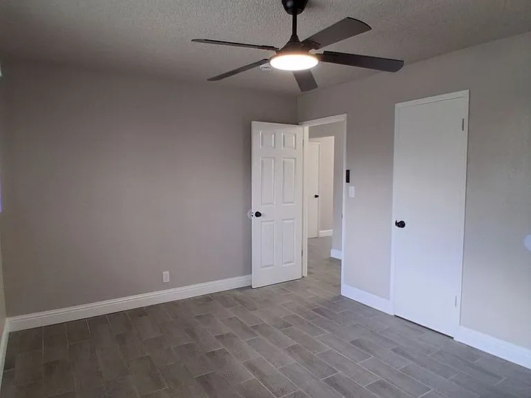 1230-1234 N. College Ave — Photo 14