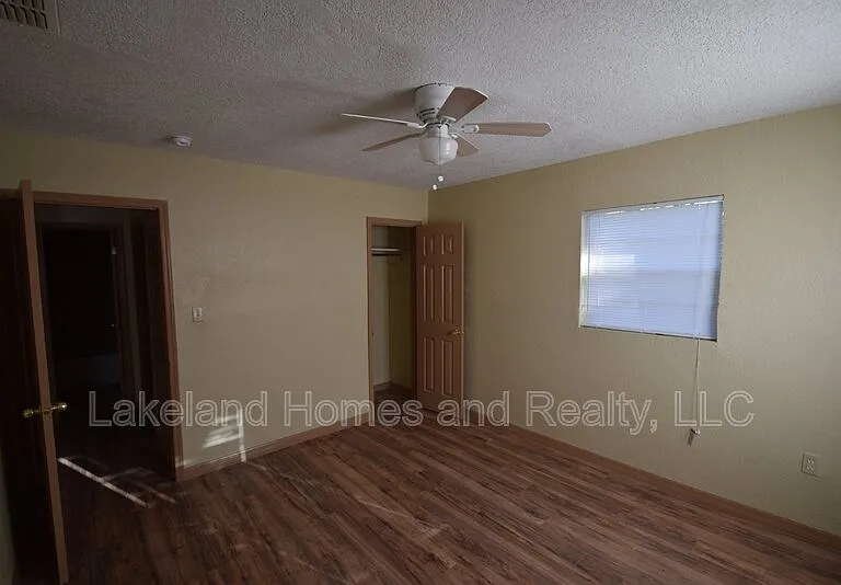 522 Oakland Rd — Photo 15