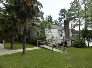 104 Quail Dr, Dudley, NC 28333