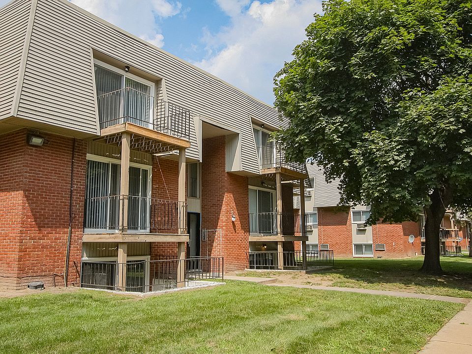 WadeManor-Exterior-4