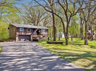 10180 380th St, North Branch, MN 55056