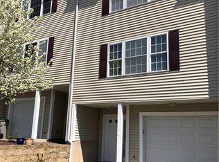 2720 State St APT 7, Hamden, CT 06517