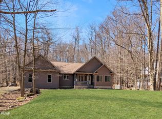 87 W Creek View Dr, Gouldsboro, PA