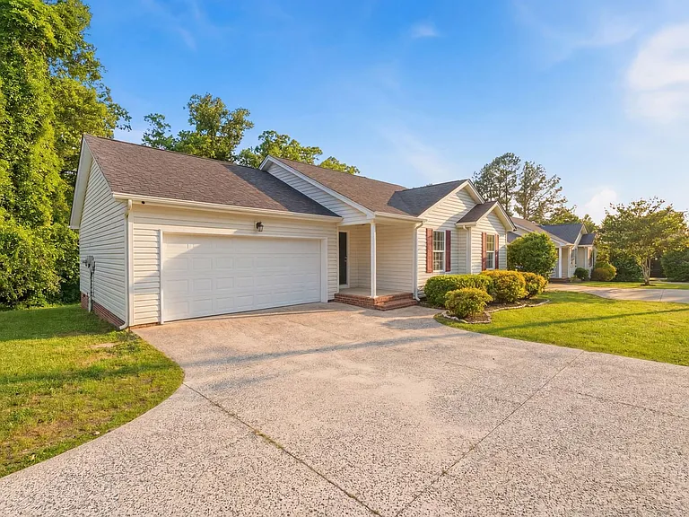 8506 Igou Gap Rd — Photo 2